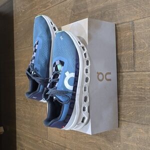 Men's On-Running Cloudmonster in light blue size 11